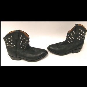 Mz Mooz studded boots